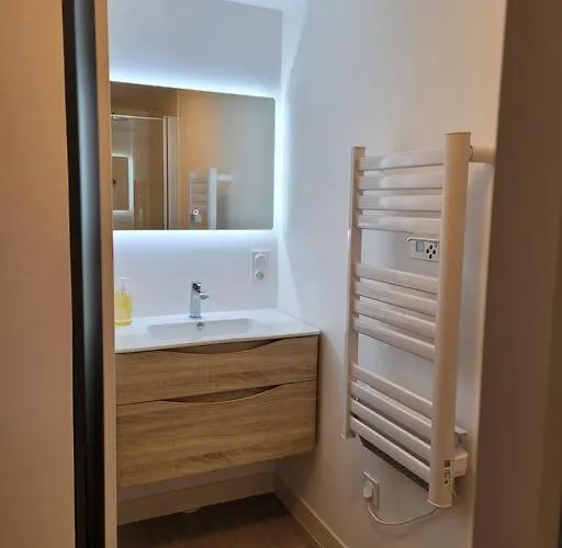 Le Cours Donville, Neuf A 100m De La